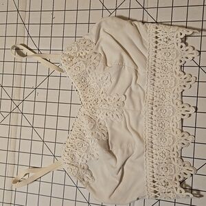White Embroidered Lace Cropped Cami Top Small: B